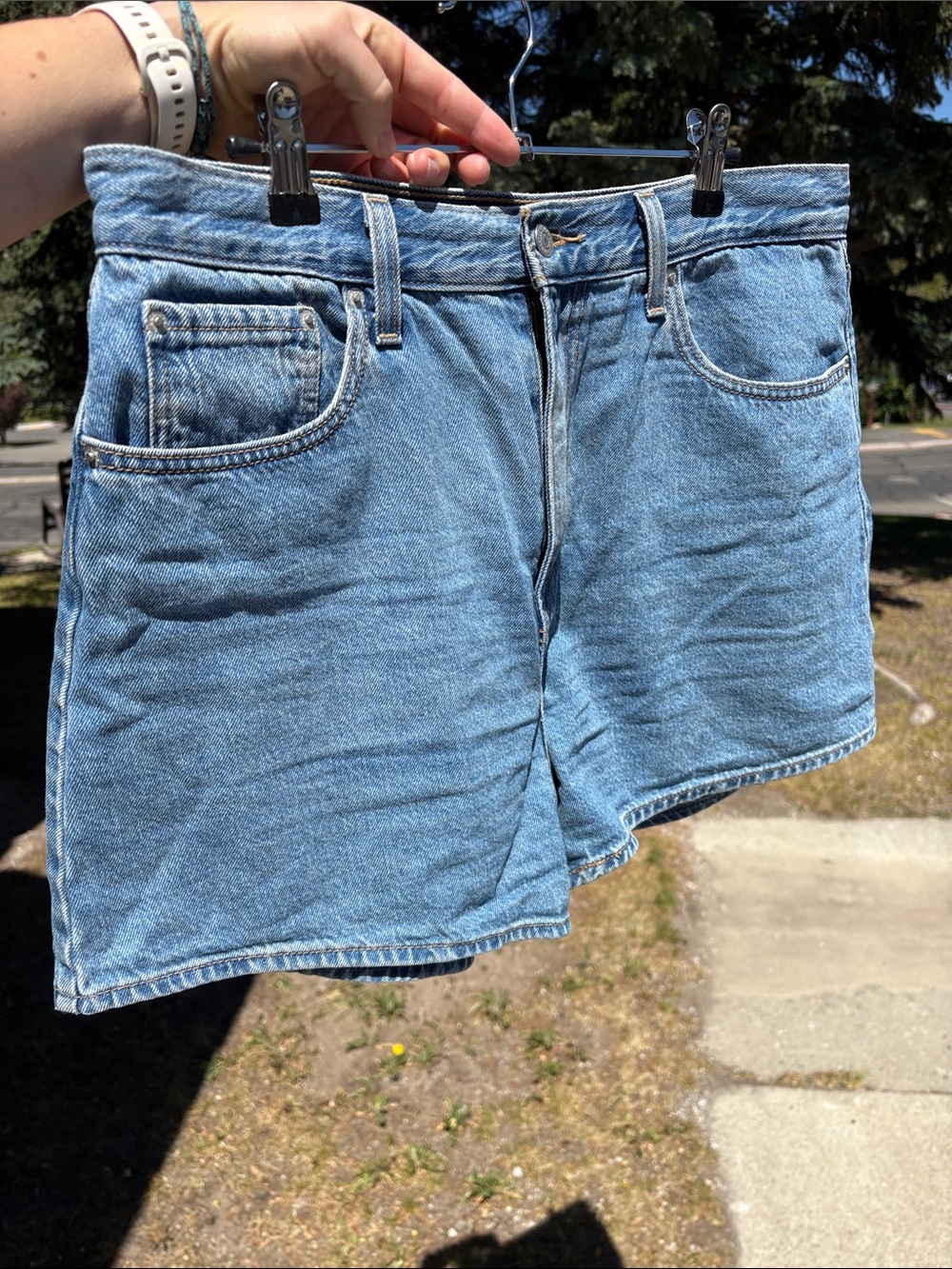 Levi’s High-Rise Loose Blue Denim Women's Shorts